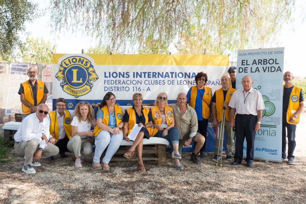LIONS CLUB INTERNATIONAL 3